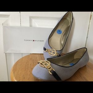 Tommy Hilfiger women flats